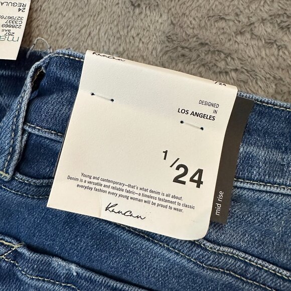 NWT KanCan Button Fly Flare Leg Jeans Women's size 1/25 - Picture 8 of 8